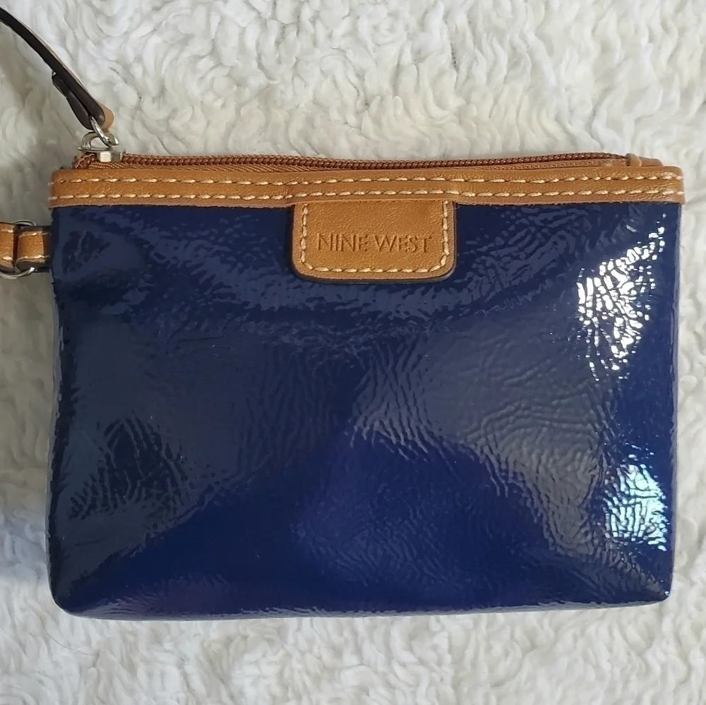 NINE West Blue Patent Leather Wristlet Wallet Purse Bag